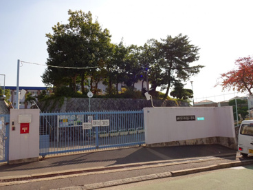 神戸市立 鈴蘭台小学校の画像2