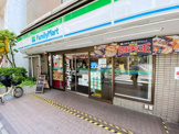 ファミリーマート　小山三丁目店