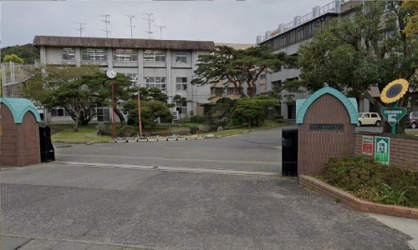 富岡西高等学校の画像1