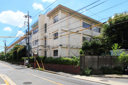 三鷹市立 中原小学校の画像1