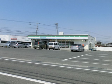 ファミリ－マ－ト　三野町店の画像1