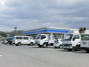 ロ－ソン　三豊山本町店の画像1