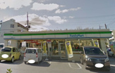 ファミリーマート銘苅三丁目店