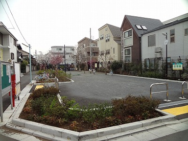 目黒区立向原町児童遊園の画像1