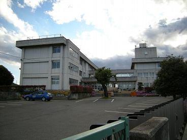太田市立毛里田中の画像1