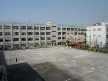 大田区立高畑小学校の画像1
