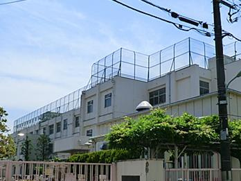 大田区立多摩川小学校の画像1