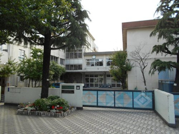 目黒区立大岡山小学校の画像1