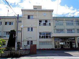 群馬県立沼田女子高等学校の画像1