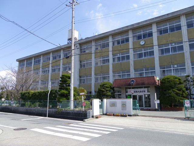氷丘中学校の画像