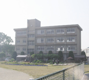 八幡小学校