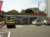 ファミリーマート品川桐ケ谷通り店