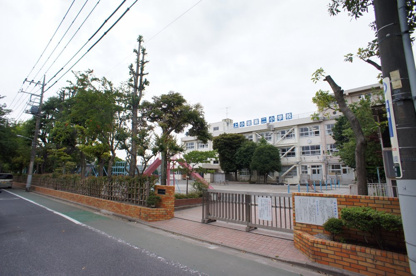 上小岩第二小学校の画像1