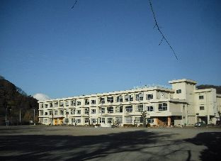 川村小学校の画像1