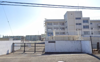 藤沢市立滝の沢小学校の画像2