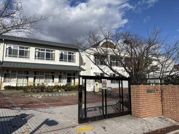 京都市立 桂坂小学校の画像1