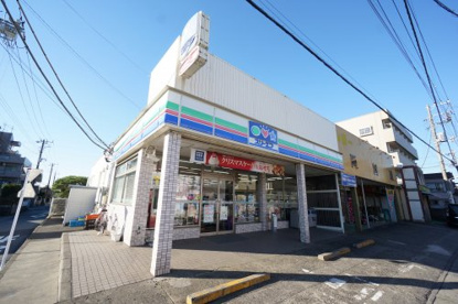 ローソンスリーエフ浜野駅前店の画像1