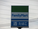 ファミリーマート甲府下石田店