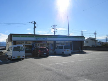 ファミリーマート昭和国母店の画像3