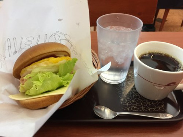 モスバーガー 甲府駅前店の画像3