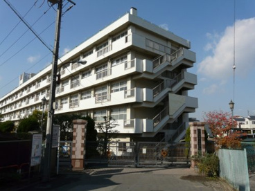 さいたま市立 東浦和中学校の画像1