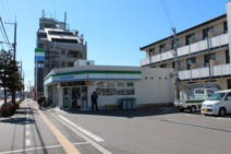 ファミリーマート池田神田店