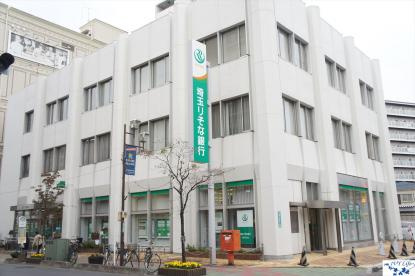 埼玉りそな銀行 西川口支店の画像1