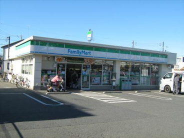 ファミリーマート新座東二丁目店の画像1