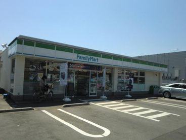 ファミリーマート野火止六丁目店の画像1