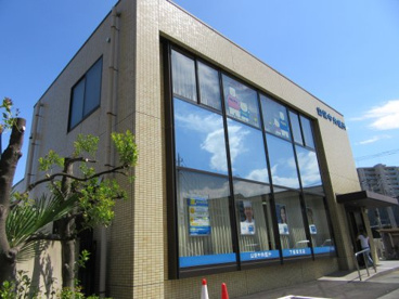 山梨中央銀行 下飯田支店の画像3