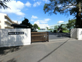 根郷小学校