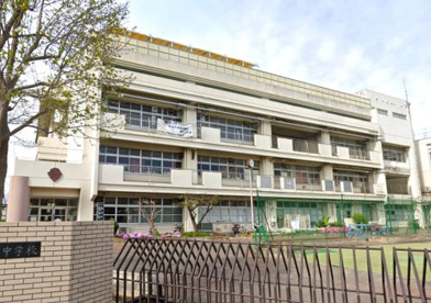 横浜市立錦台中学校の画像1