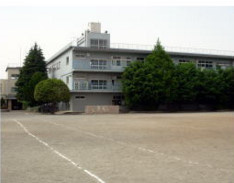  川口市立鳩ケ谷中学校の画像1
