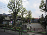 東新児童遊園