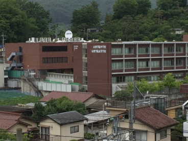 (私立)山梨学院大学附属高校の画像2