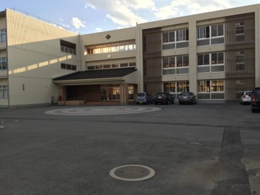 甲府市立朝日小学校の画像3