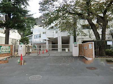 横浜市立　初音が丘小学校の画像1
