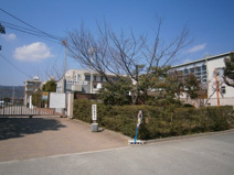 箕面市立西南小学校