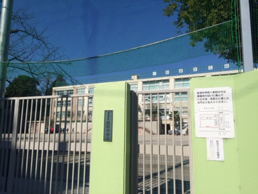 杉並区立 荻窪中学校の画像3