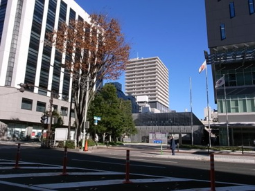 山梨県立宝石美術専門学校の画像1