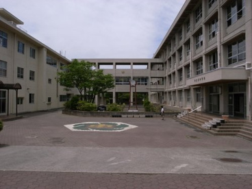甲府市立北中学校の画像2