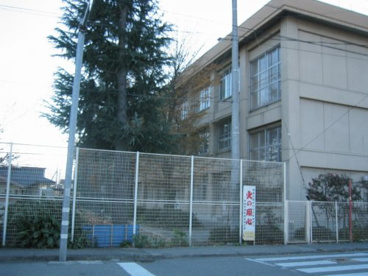 甲府市立南中学校の画像1
