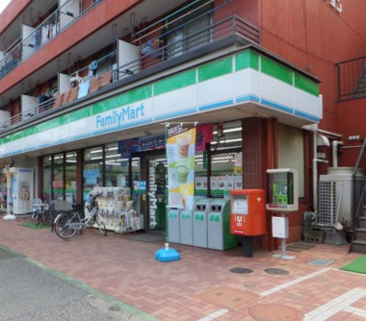 コンビニエンスストア ファミリーマート 浜中保谷店