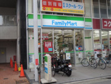 ファミリーマート 甲東園駅前店