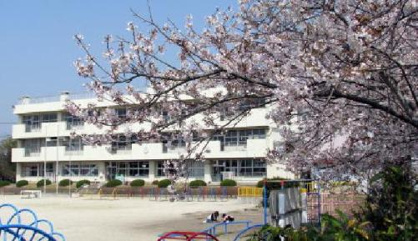 越谷市立新方小学校の画像1