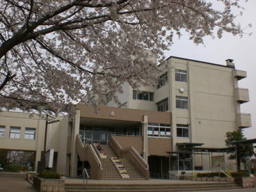 越谷市立蒲生南小学校の画像1
