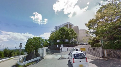 宝塚市立 逆瀬台小学校の画像1