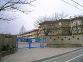 川西市立　牧の台小学校
