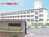 神戸市立桃山台中学校