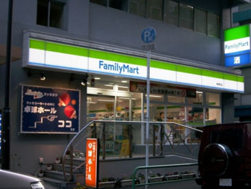 コンビニエンスストア ファミリーマート 横河電機店
